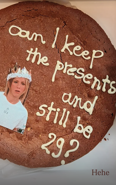 Supplement bij cake: geschreven tekst met botercrème
